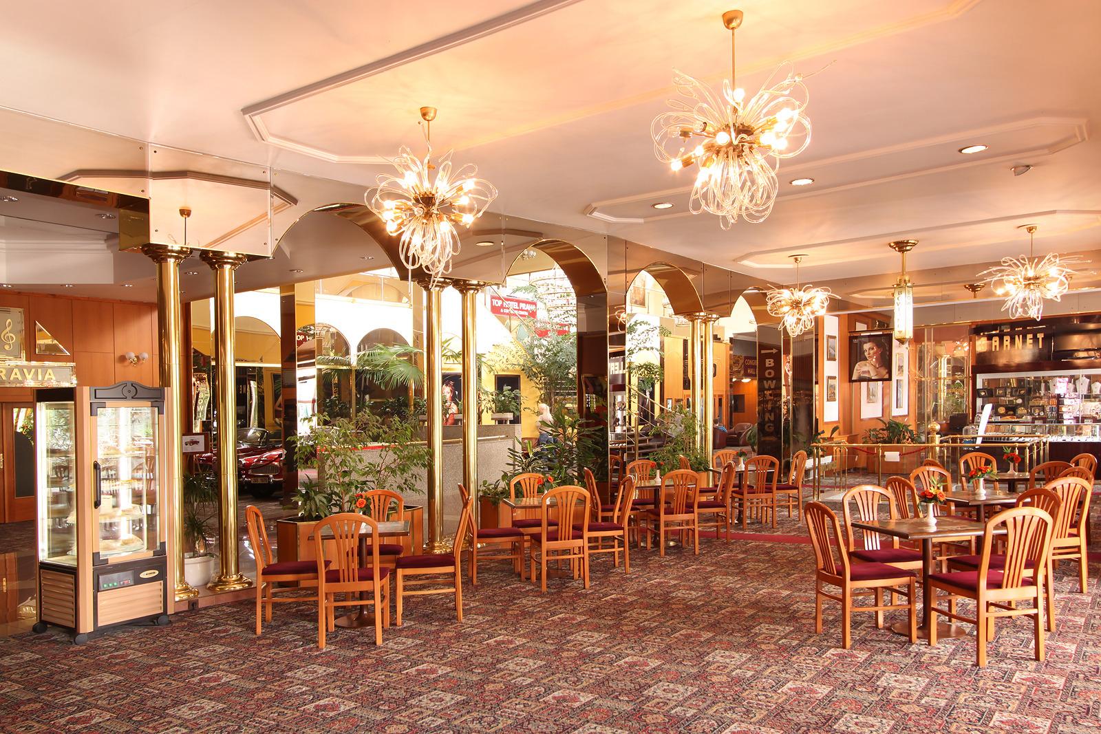 Top Hotel Praha Esterno foto